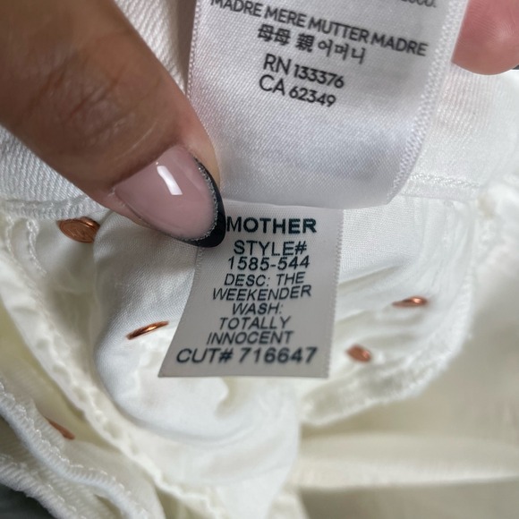 MOTHER The Weekender Totally Innocent White Flare Jeans Women Size 31 - Picture 4 of 12